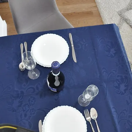 Planet Royal Apartment Nis