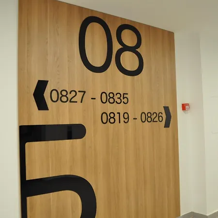 Appartement Planet Royal & *