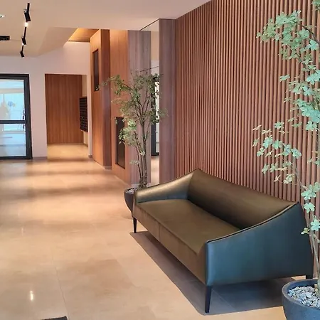 Apartment Planet Royal *